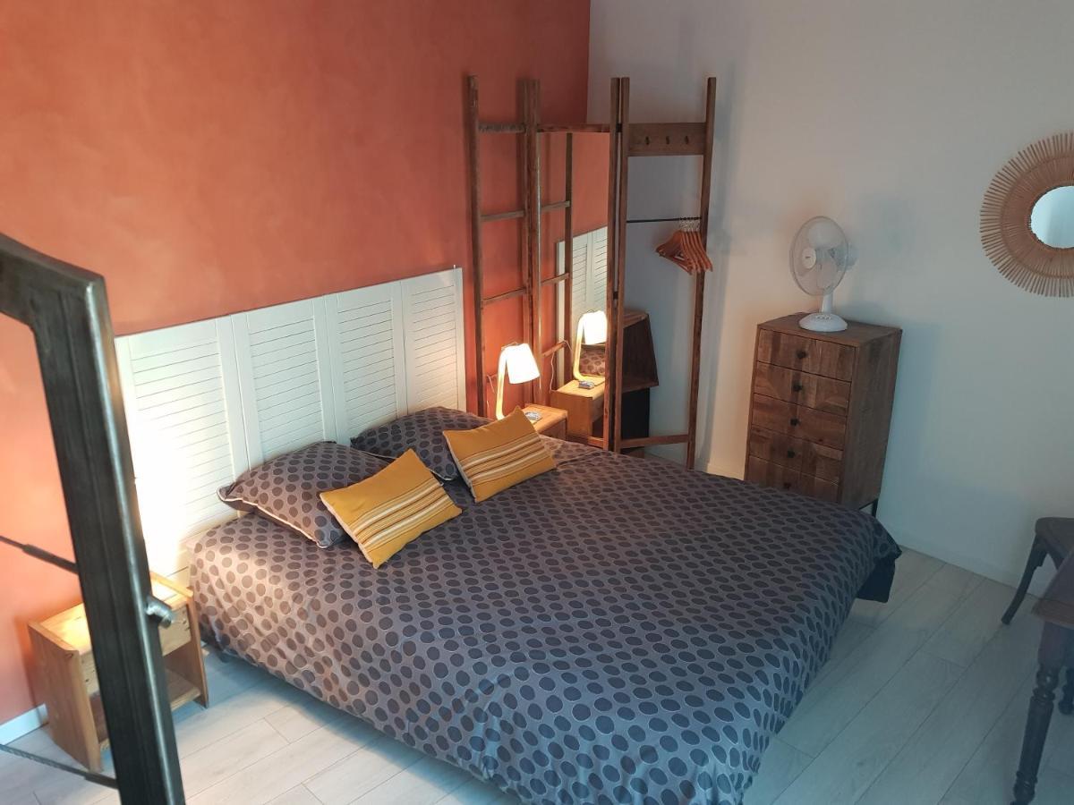 La Trémière, maison de village, sauna, vue garrigue Bouzigues Extérieur photo